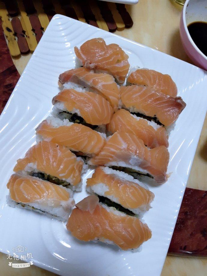三文鱼寿司