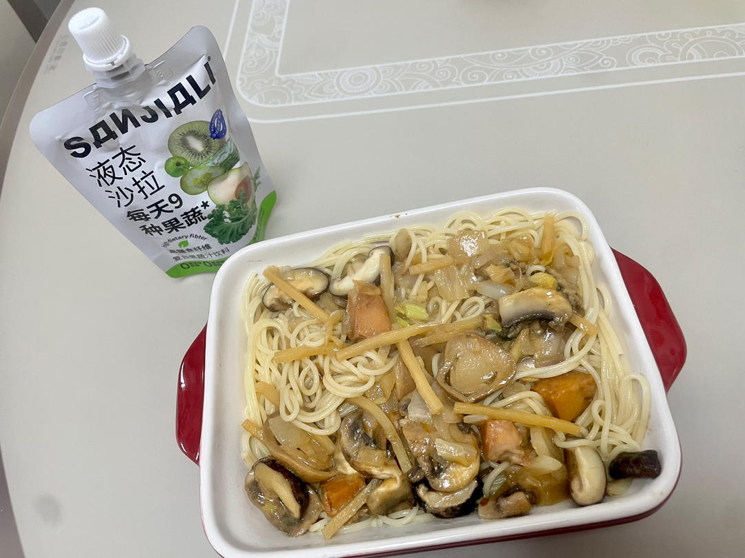 泰式绿咖喱意面