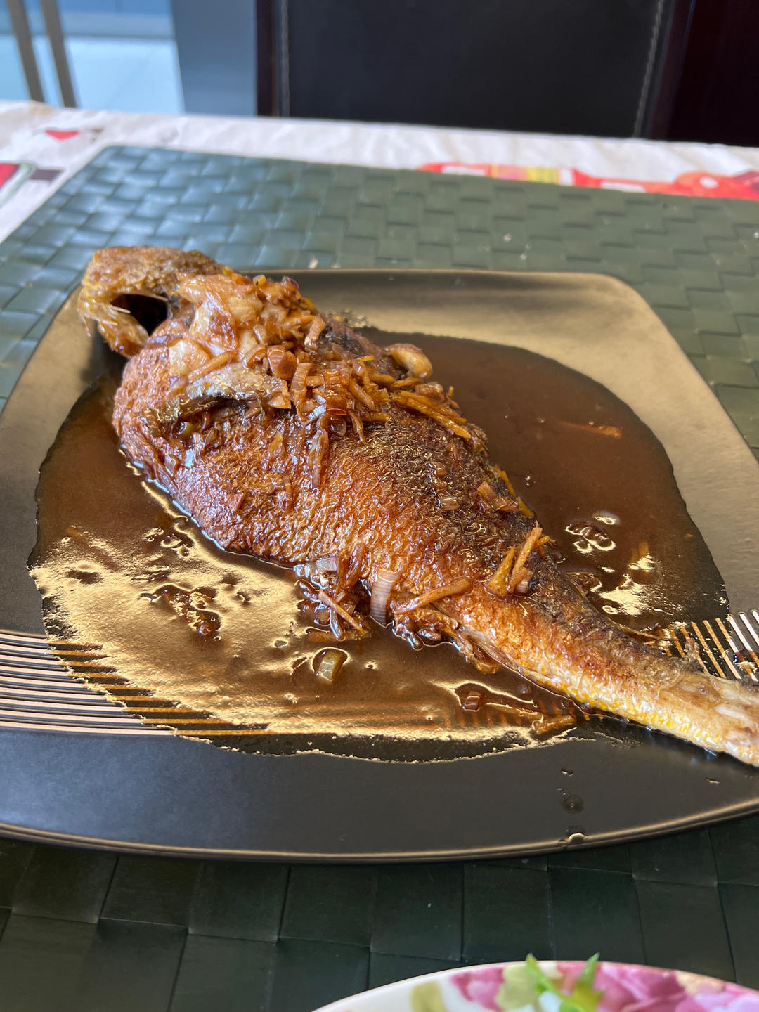 红烧黄鱼—鱼皮不破的小窍门