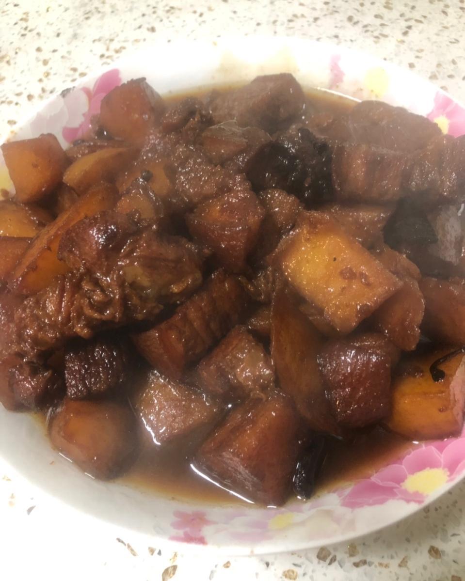 土豆红烧肉