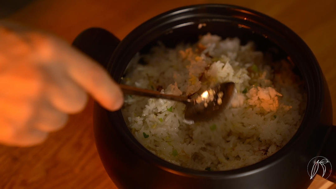 用大量姜蓉做一碗清爽的油盐饭｜粤式砂锅油盐饭