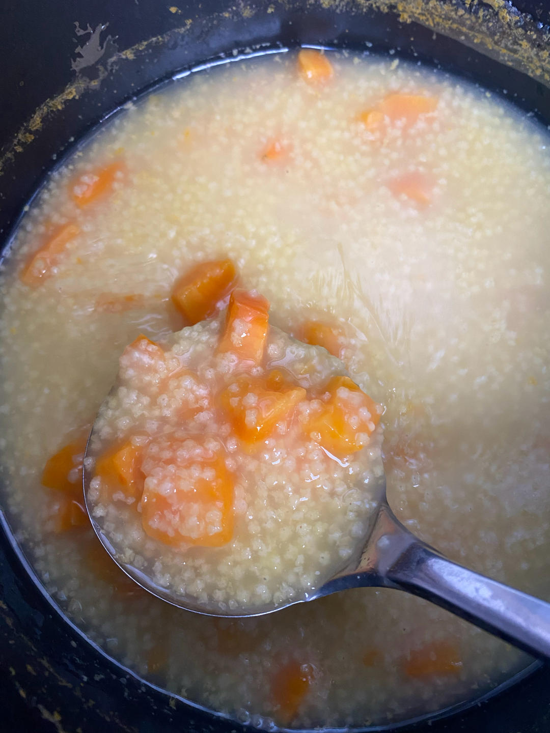（黄金比例，绝不翻车）养胃电饭煲版小米粥
