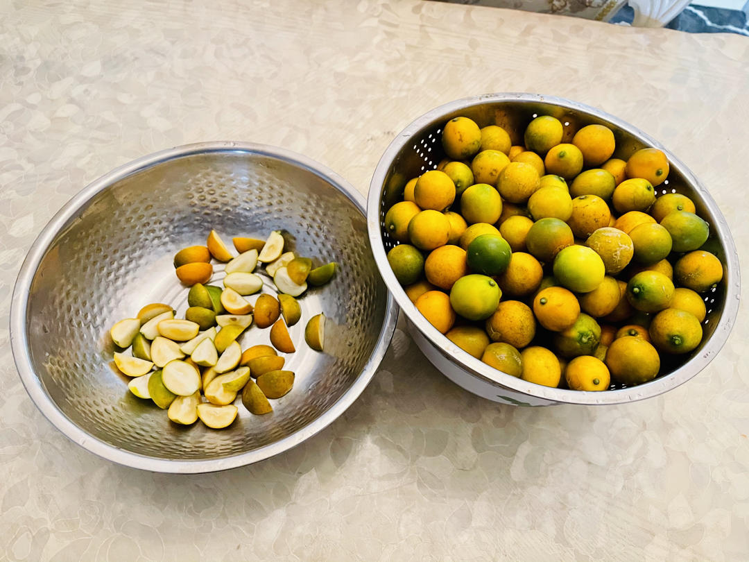 金桔酱润肺止咳化痰疗效好。金桔酱。