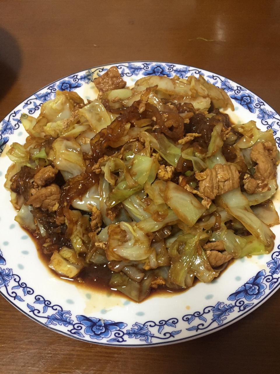 包菜炒粉丝