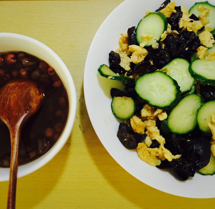 一个人的午餐