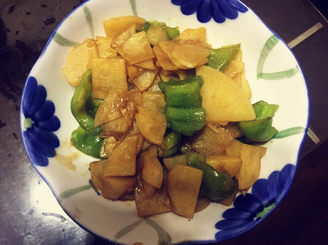 青椒炒土豆片