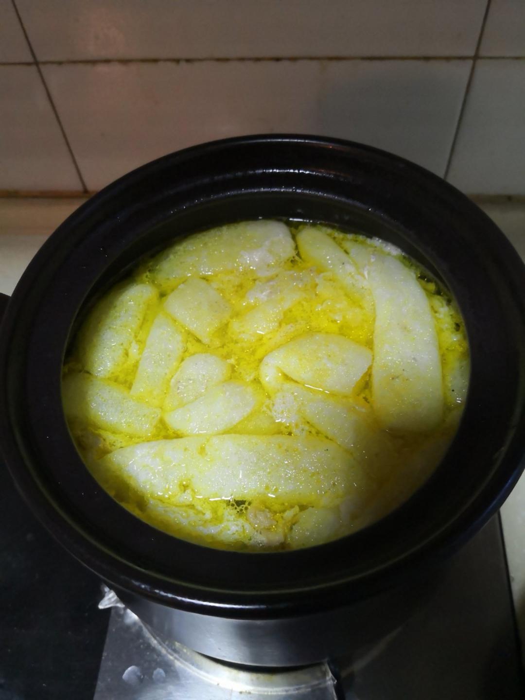 山药竹荪鸡汤煲