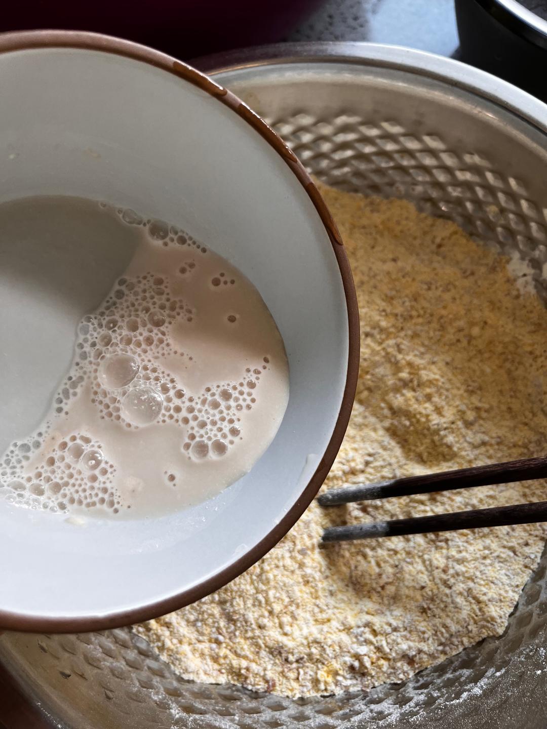 纯奶手撕吐司的做法 步骤1