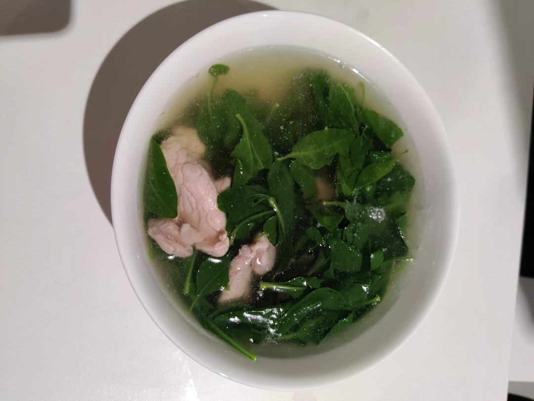 枸杞叶瘦肉汤（客家风味）