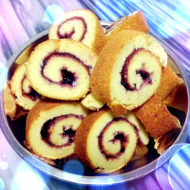 蓝莓果酱蛋糕卷