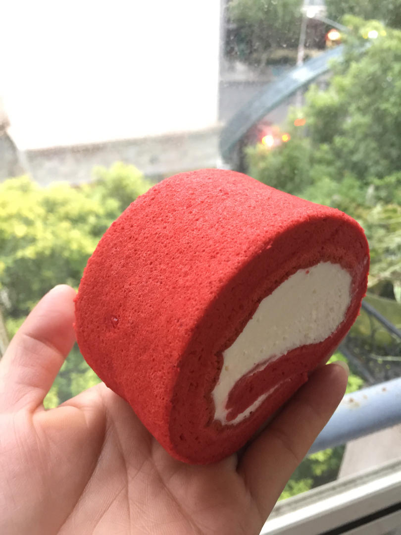 红丝绒蛋糕卷