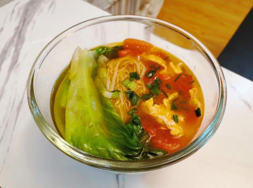 恨不得抱着锅舔的番茄鸡蛋面