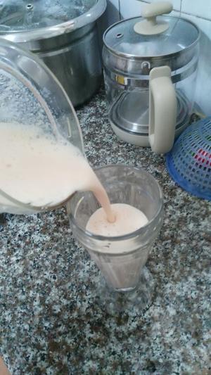 木瓜牛奶（奶昔）的做法 步骤6