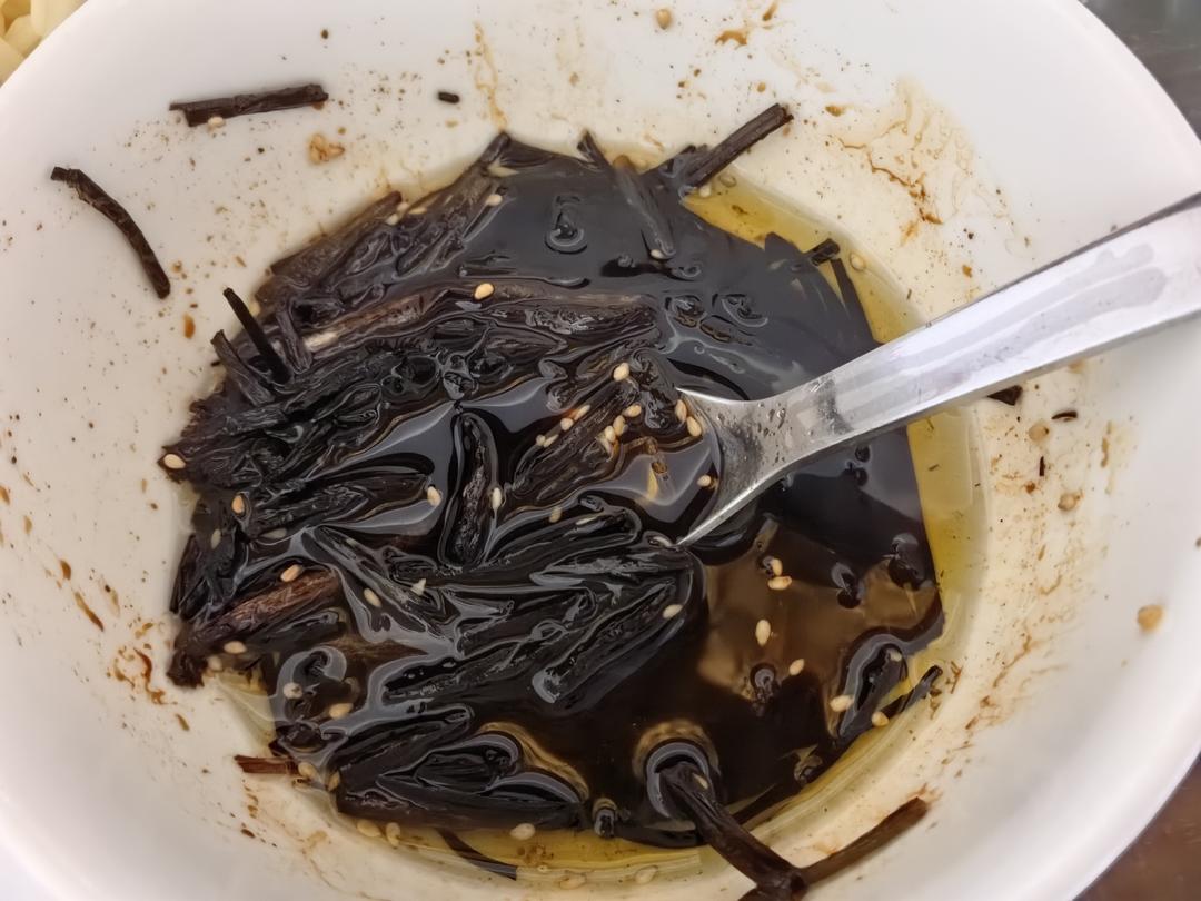 10分钟搞定的一碗葱油拌面