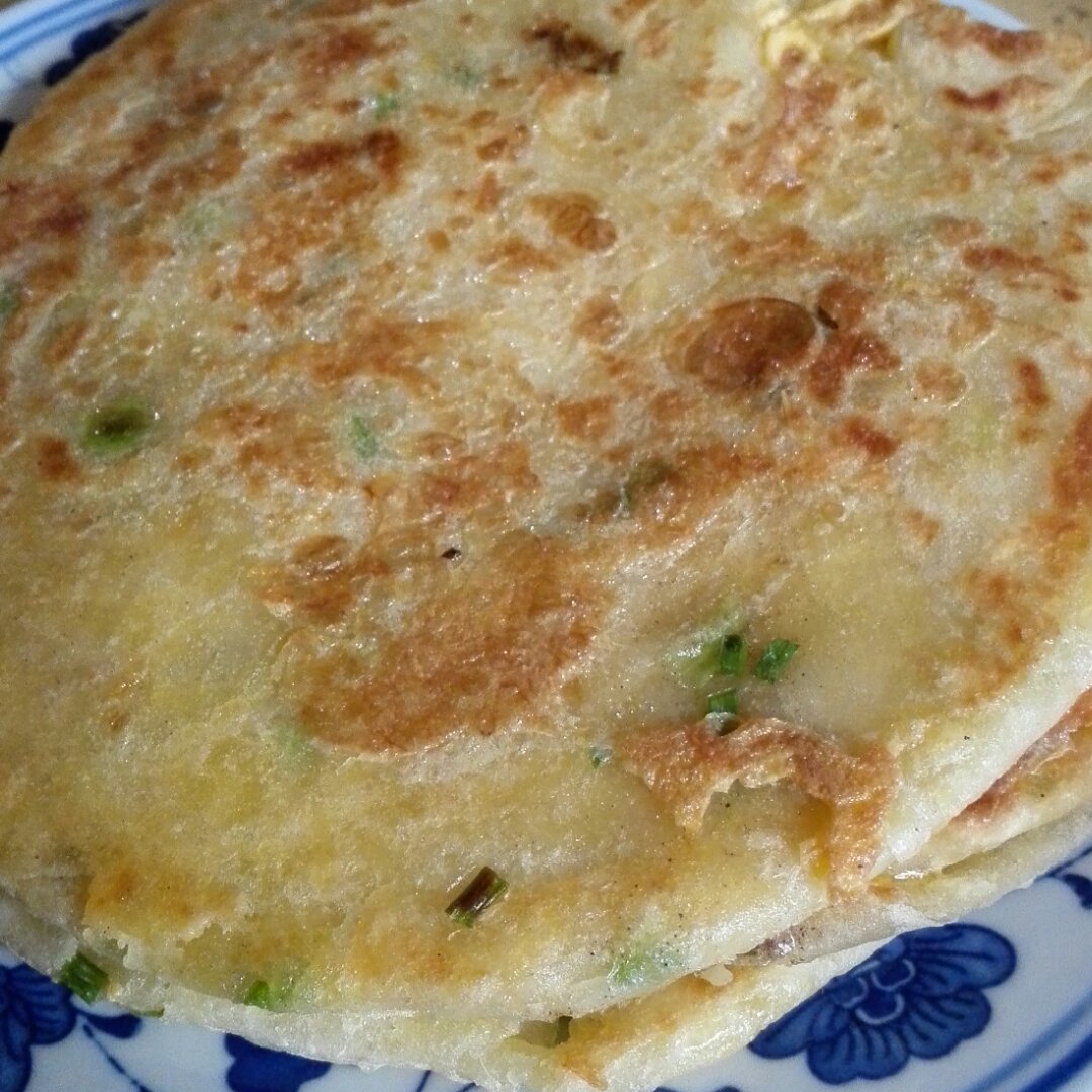 鸡蛋葱油饼                  （更新饼坯保存方法）