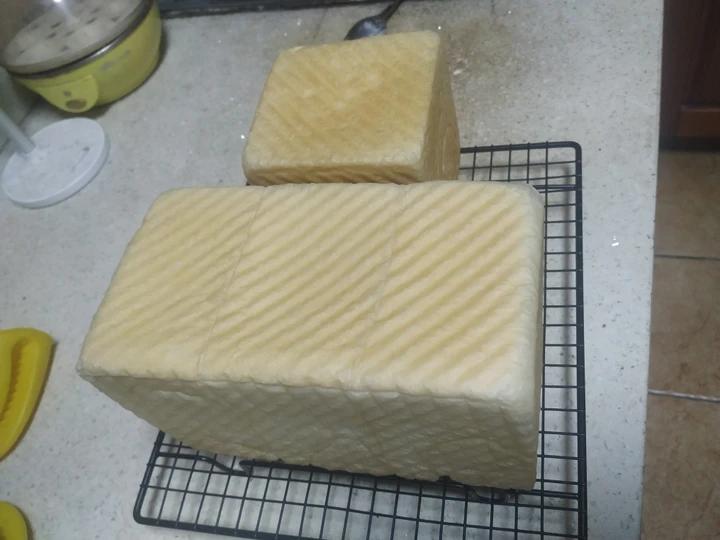 软到拿不起来的生吐司