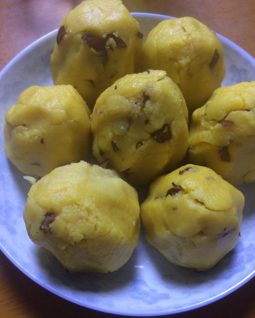奶香枣窝头