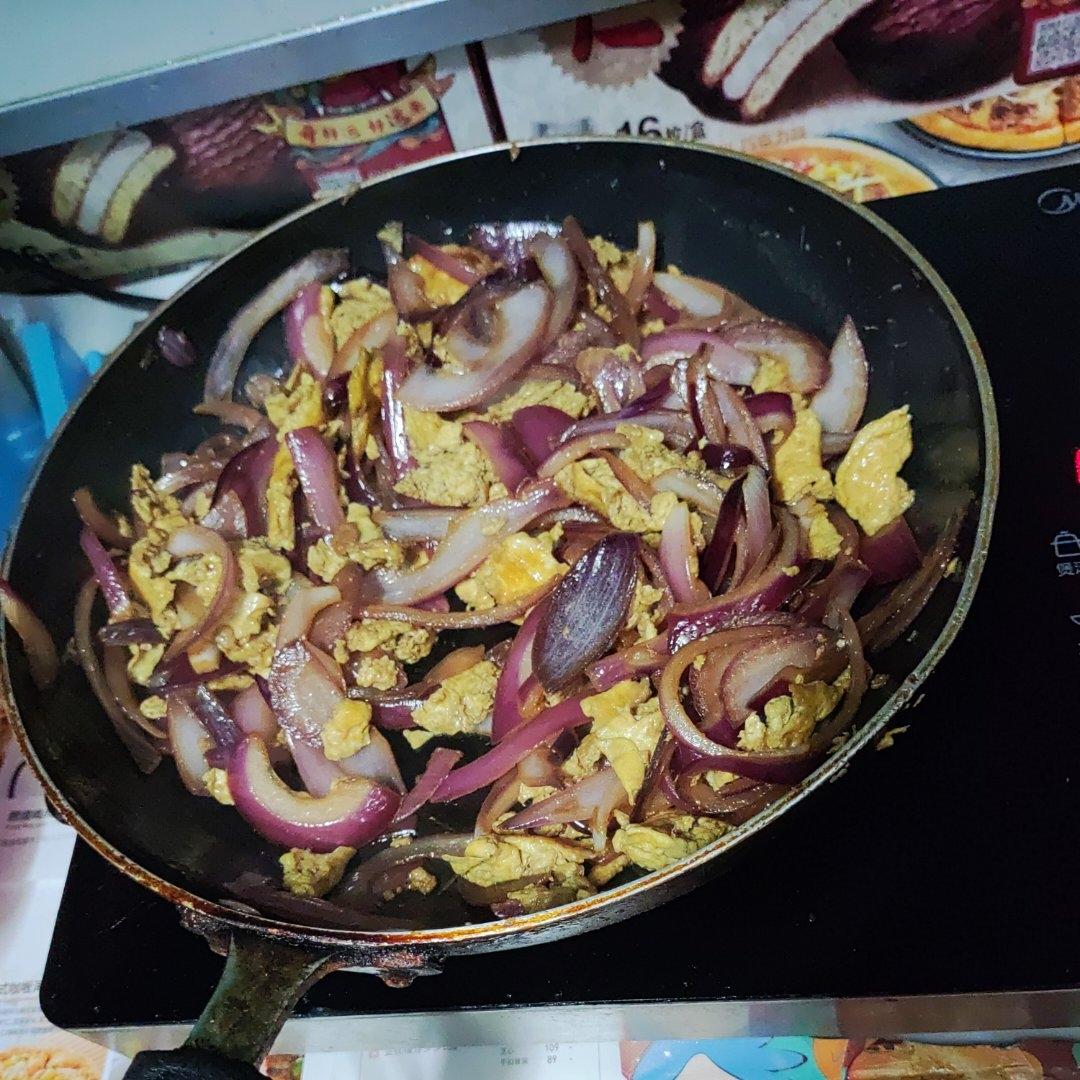 简单又好吃的洋葱炒鸡蛋
