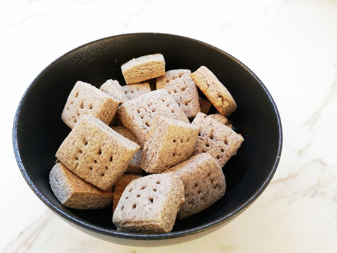 一道特别完美的小饼干，低糖低油还好吃