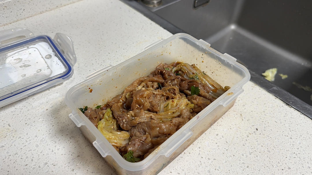 凉拌肥牛卷