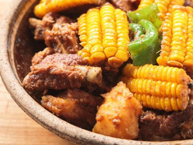 【酱焖玉米土豆排骨】排骨这样烧，御寒扛饿有一套！