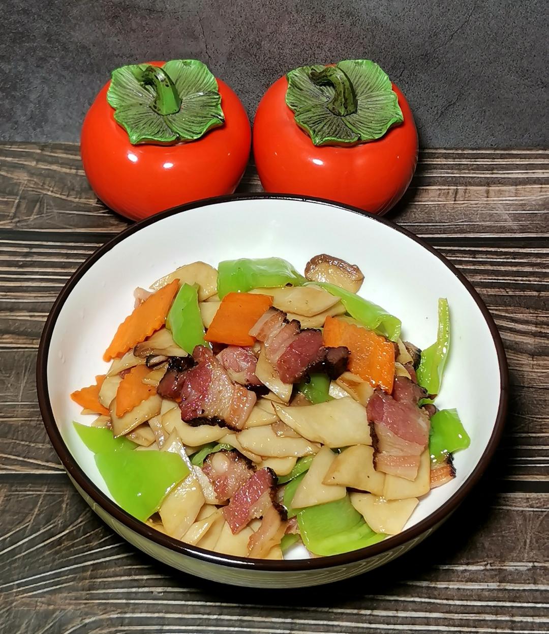 腊肉小炒杏鲍菇