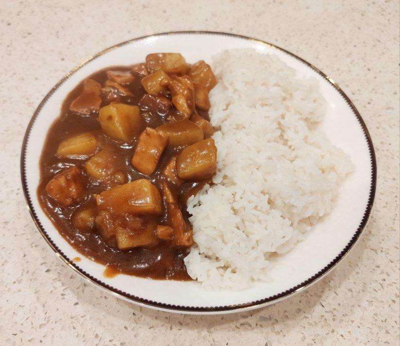 百梦多鸡肉咖喱饭