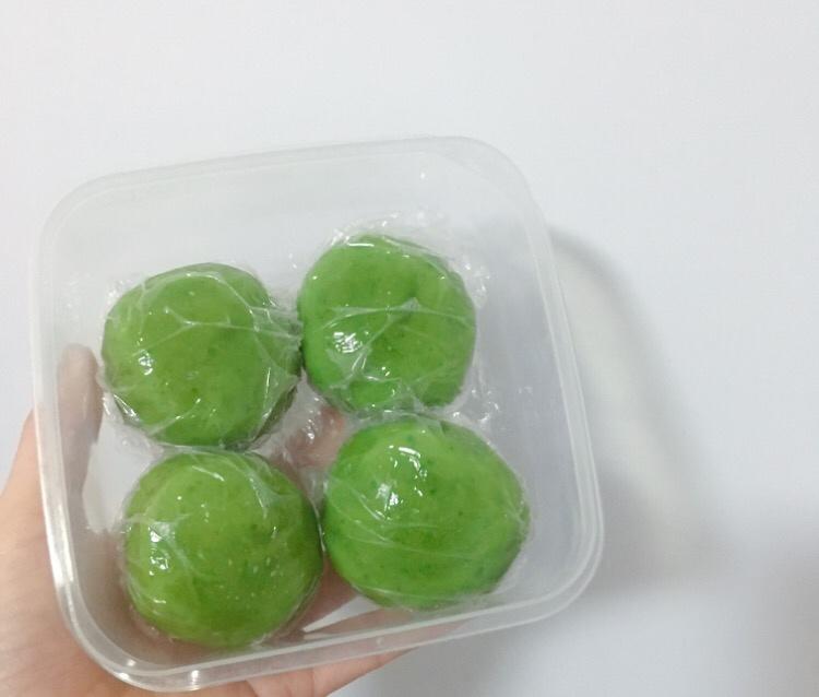网红咸蛋黄肉松青团
