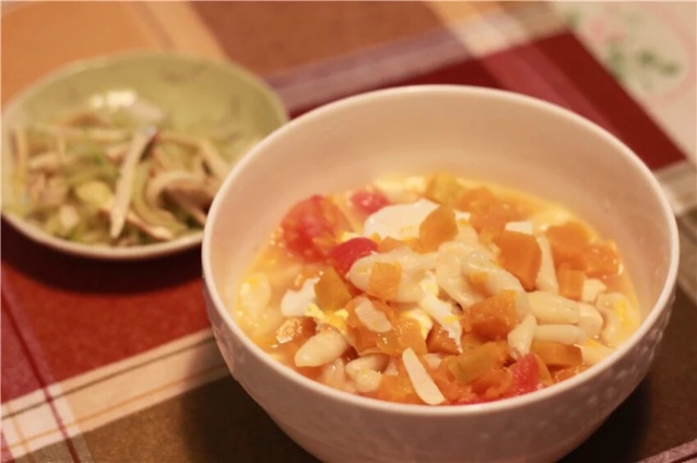 鲜茄烩麻食