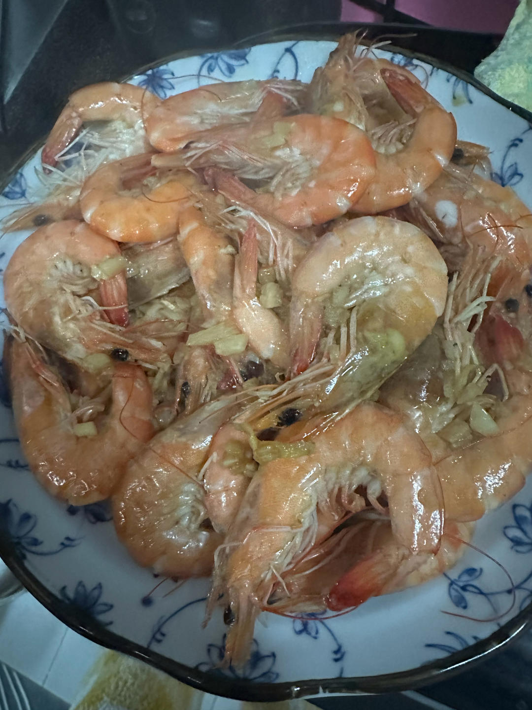 香喷喷的快手蒜蓉虾——不粘锅版的做法