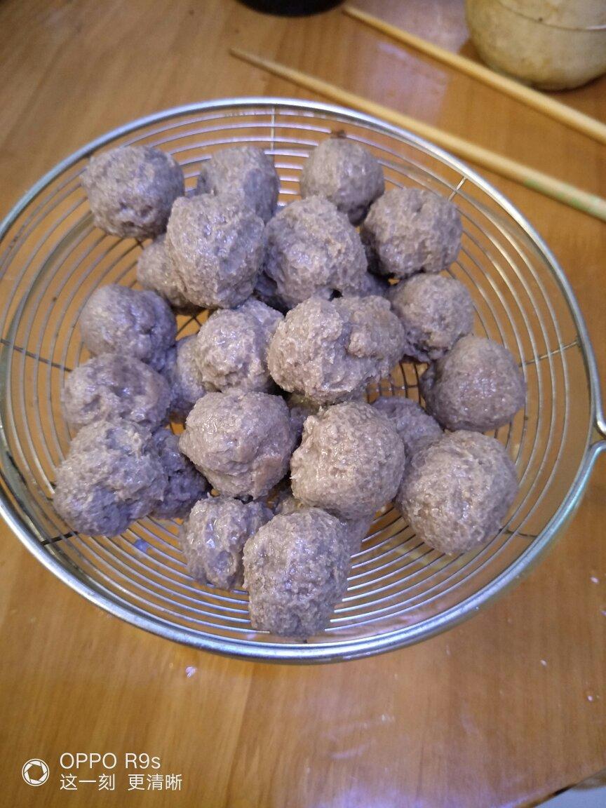 视频【自制Q弹牛肉丸】