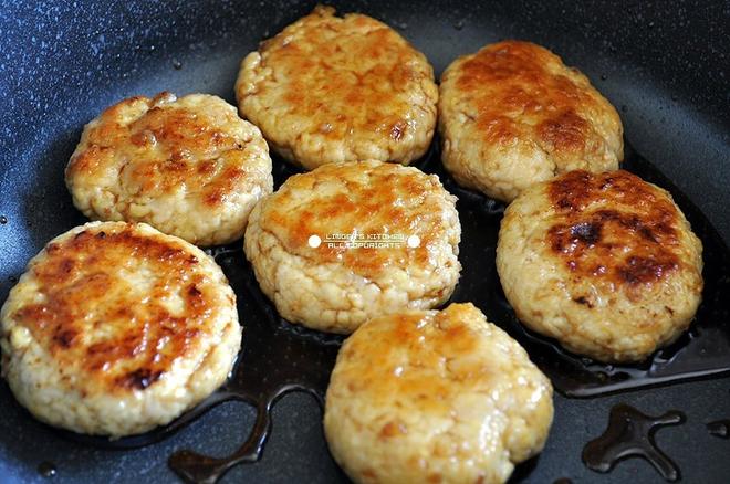 鸡茸豆腐饼的做法