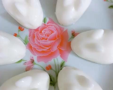 小白兔奶冻的做法
