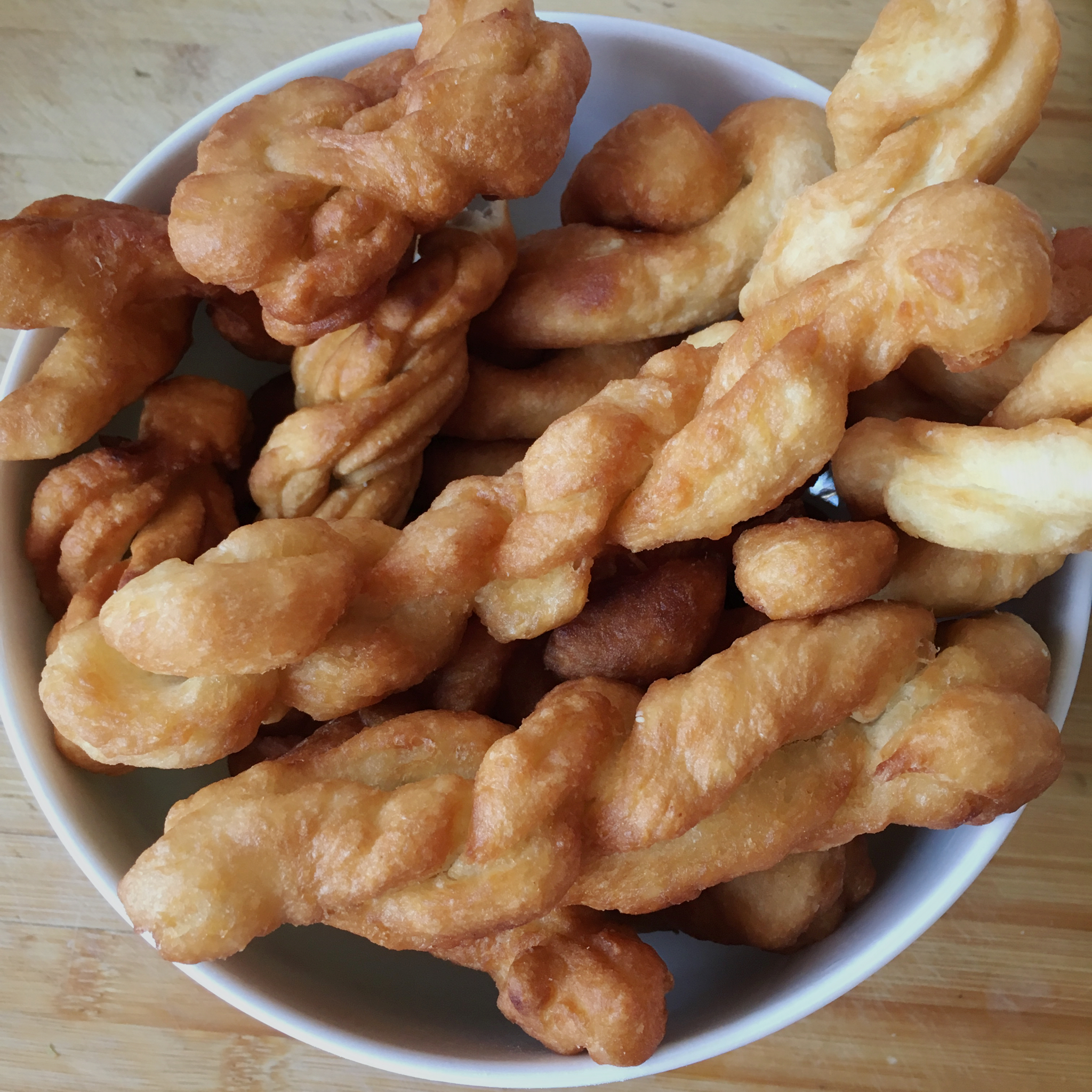 鸡蛋小麻花