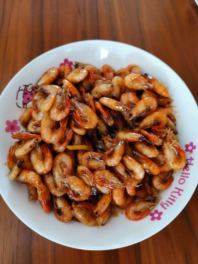 油爆河虾
