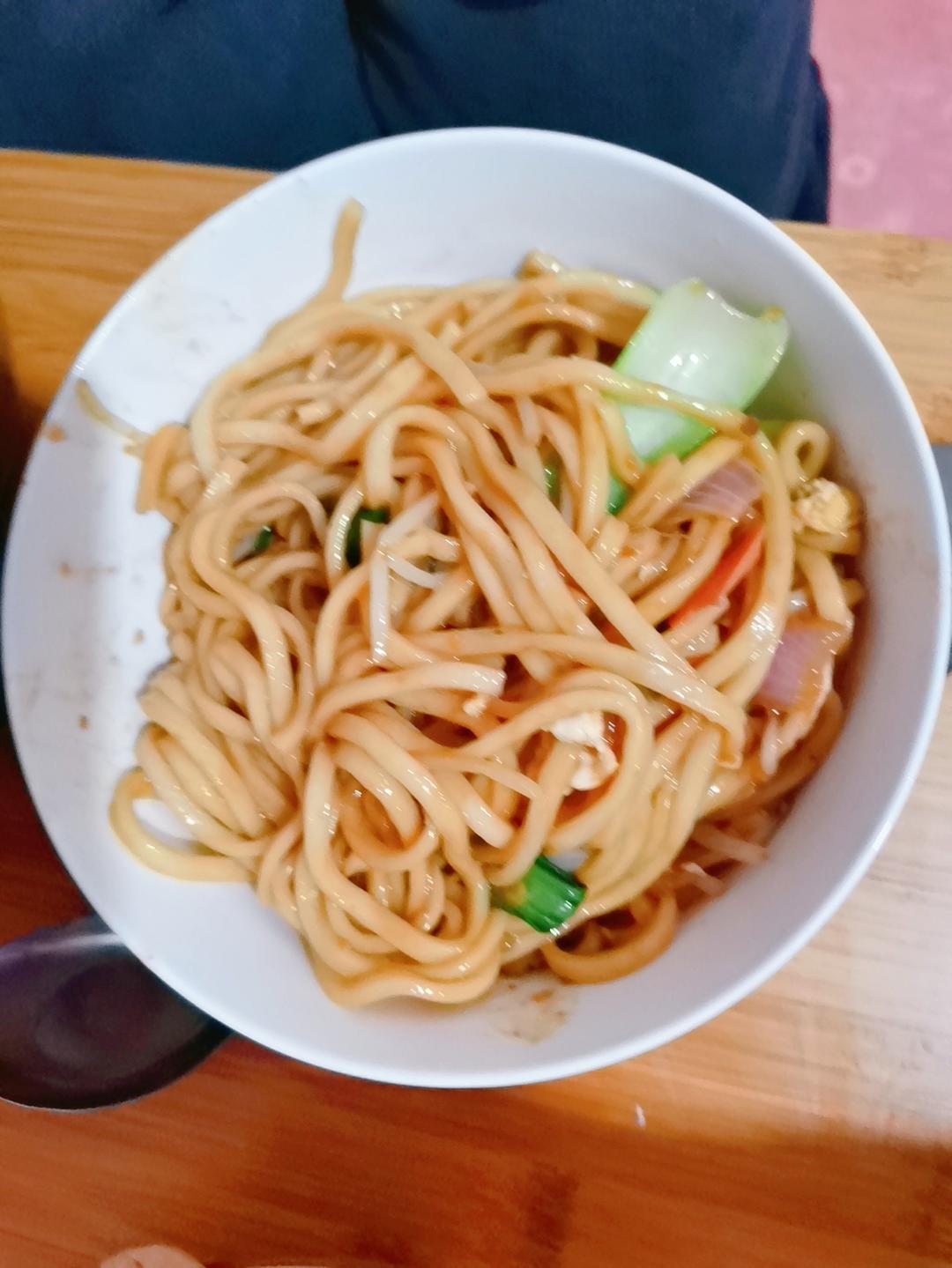 🍜最简单最好吃的家常炒面