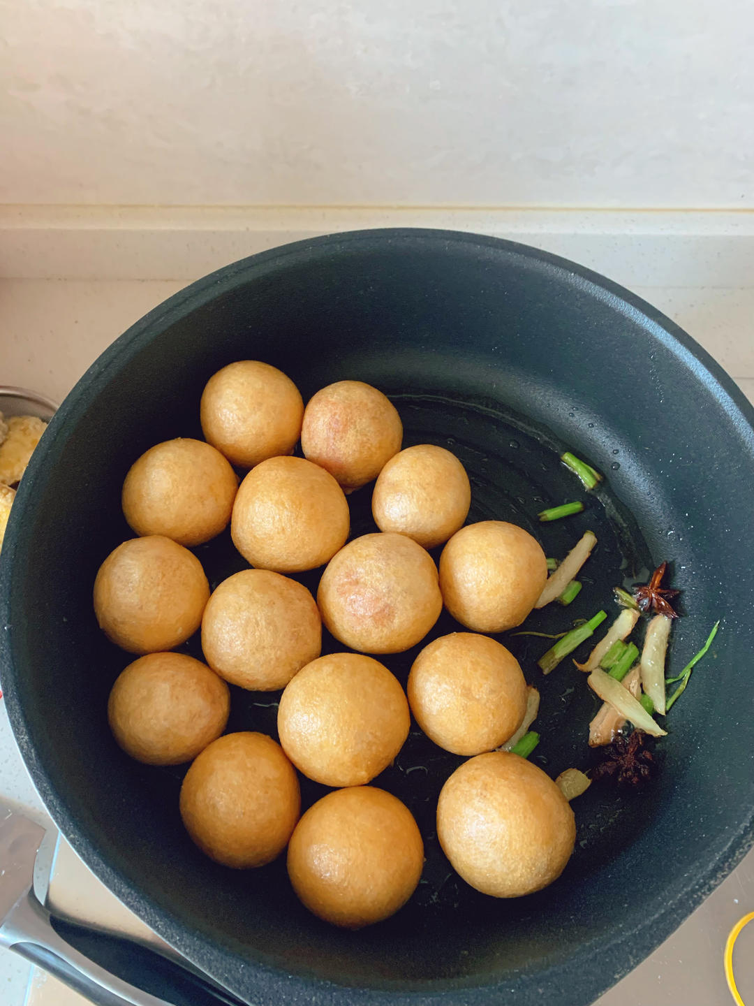 红烧油面筋塞肉