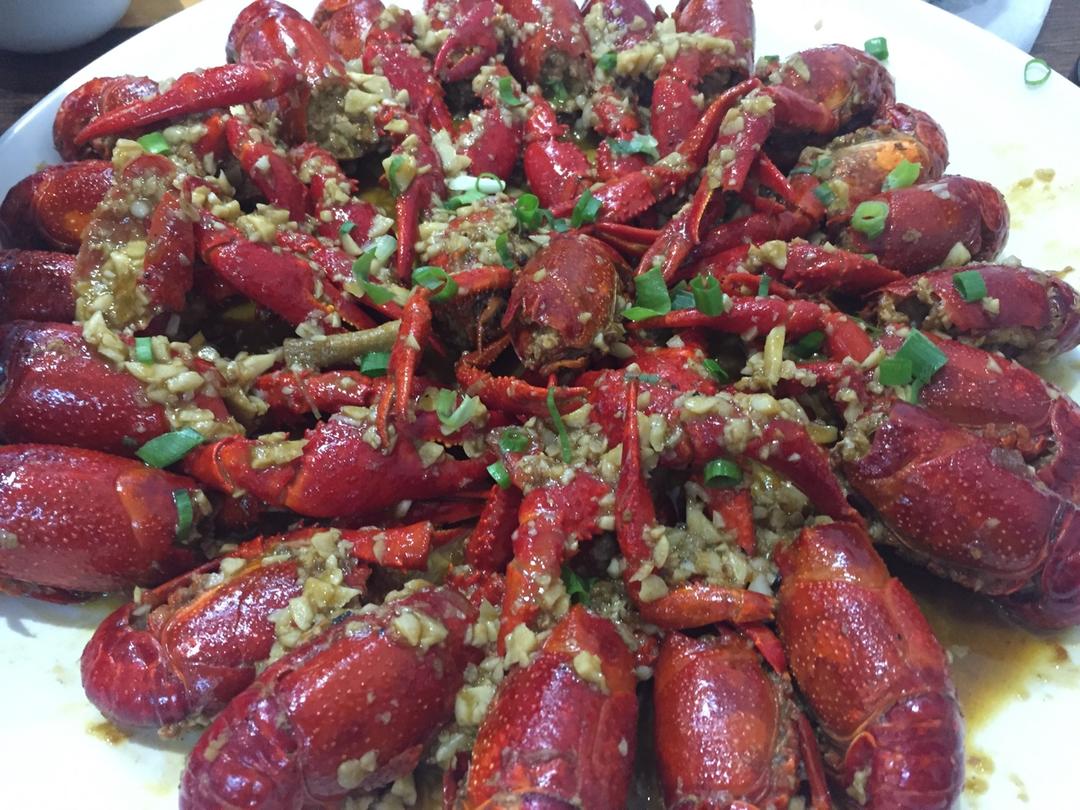 青山绿水的厨房笔记做的油爆龙虾