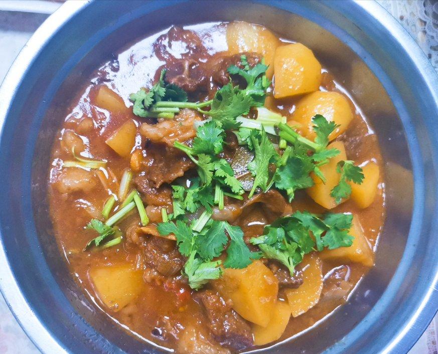 番茄土豆炖牛腩