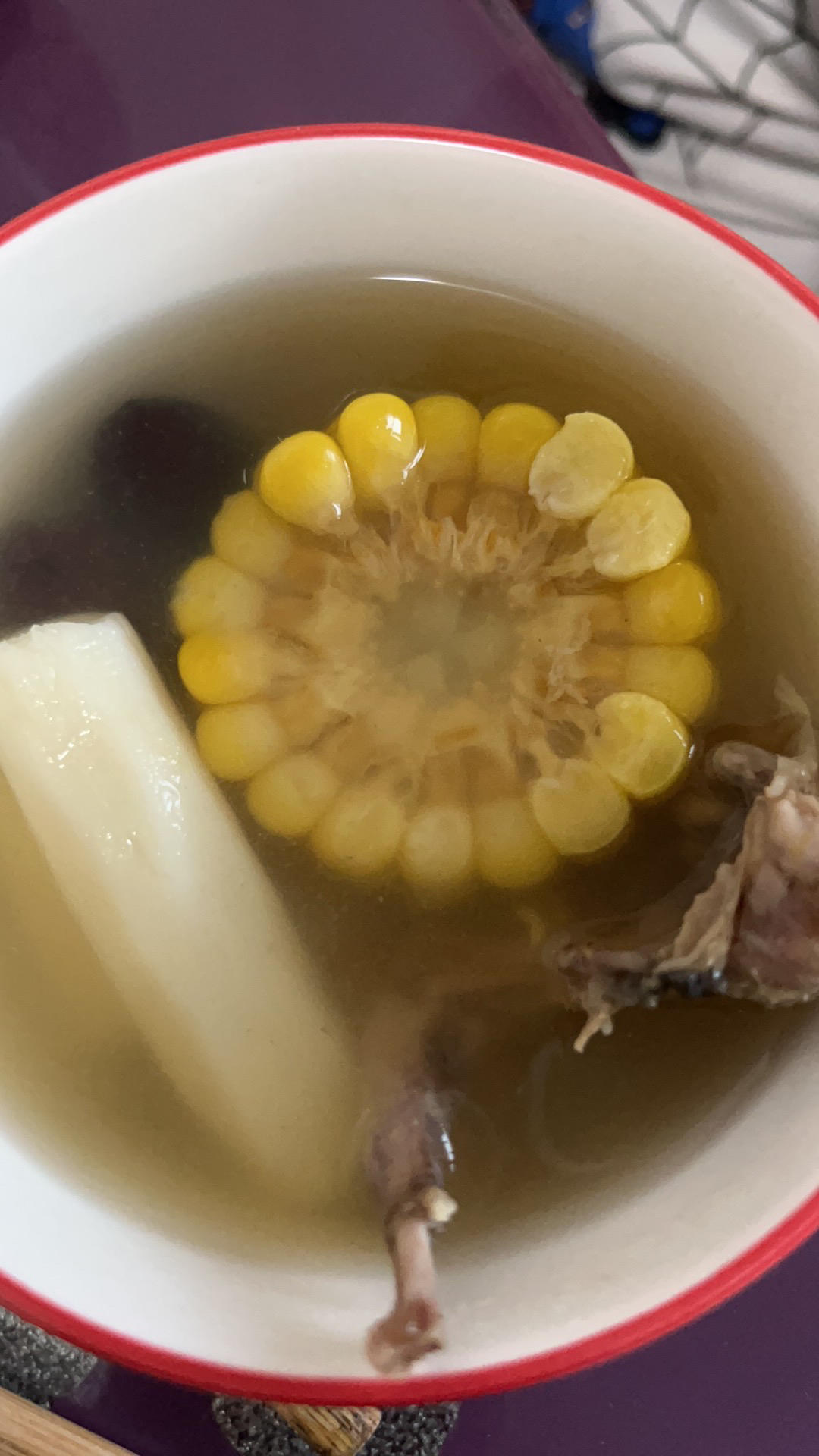 清炖鸽子汤（汤鲜肉嫩）