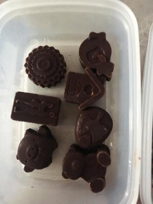 自制手工黑巧克力的做法 步骤5