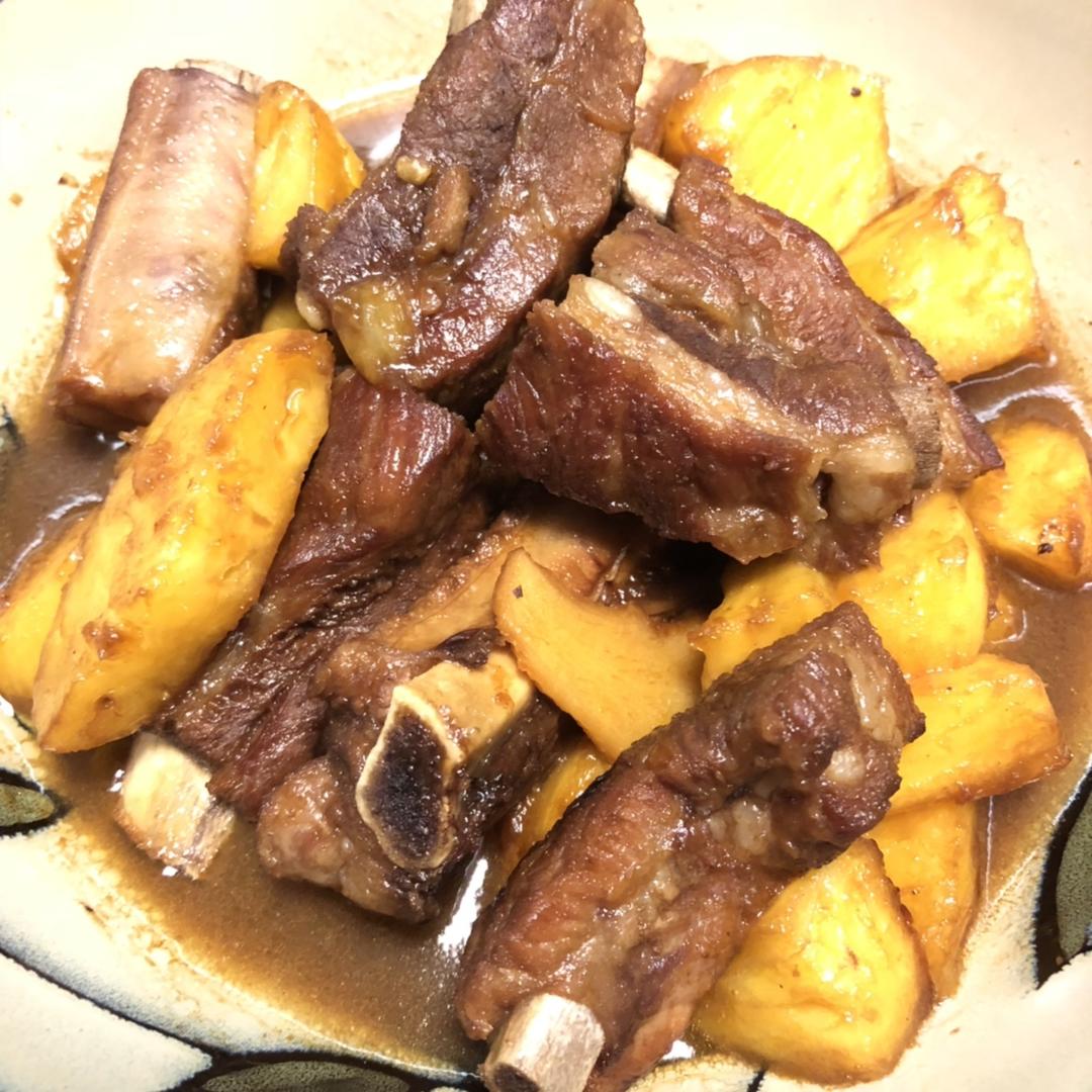 菠萝炒排骨