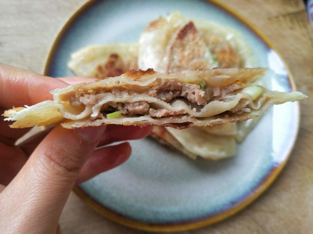 牛肉大葱千层饼(饺子皮版)的做法