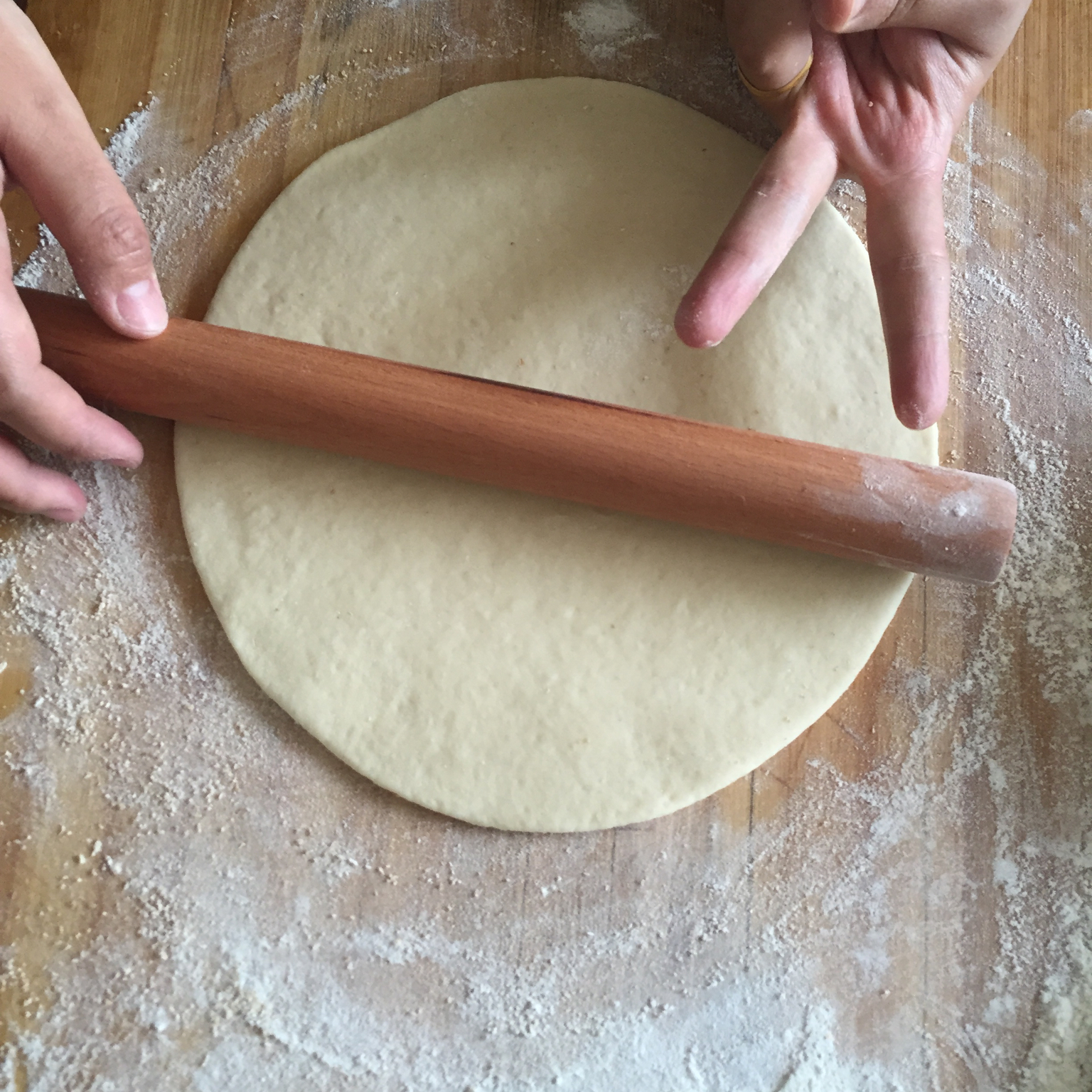 八寸披萨饼皮（四个）制作