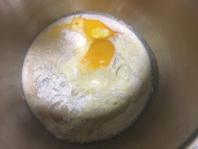 纯奶手撕吐司的做法 步骤1