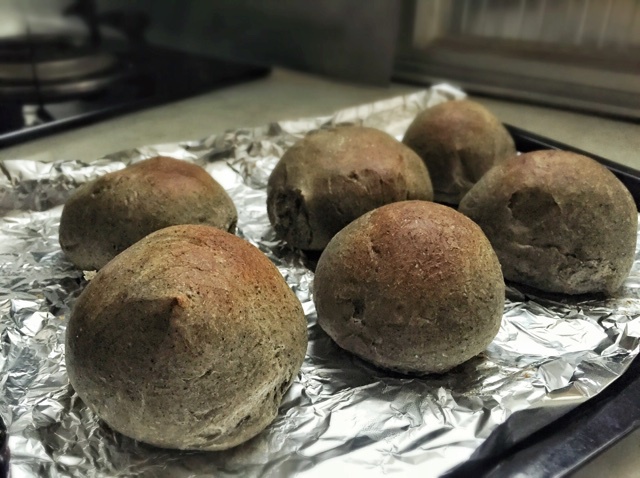 黑芝麻糊软面包