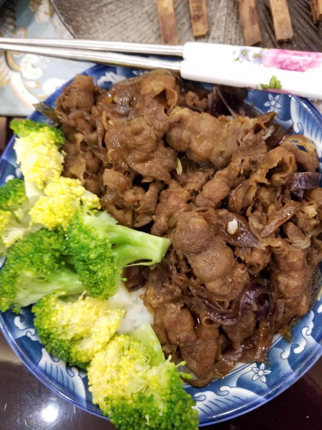日式小牛饭