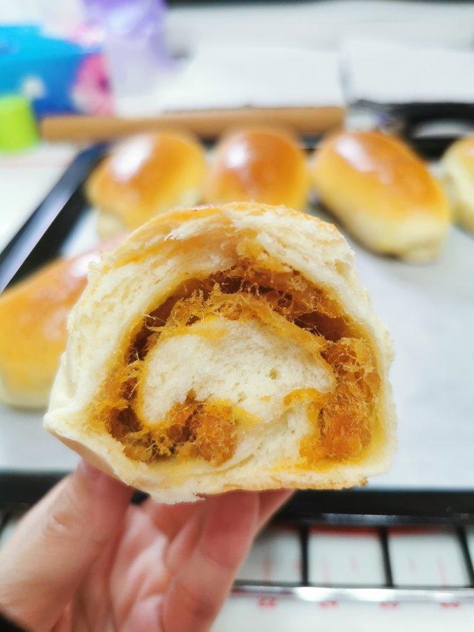 超好吃的肉松面包