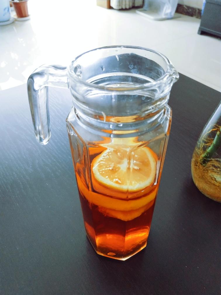 大概是蜂蜜柠檬红茶（简易版）