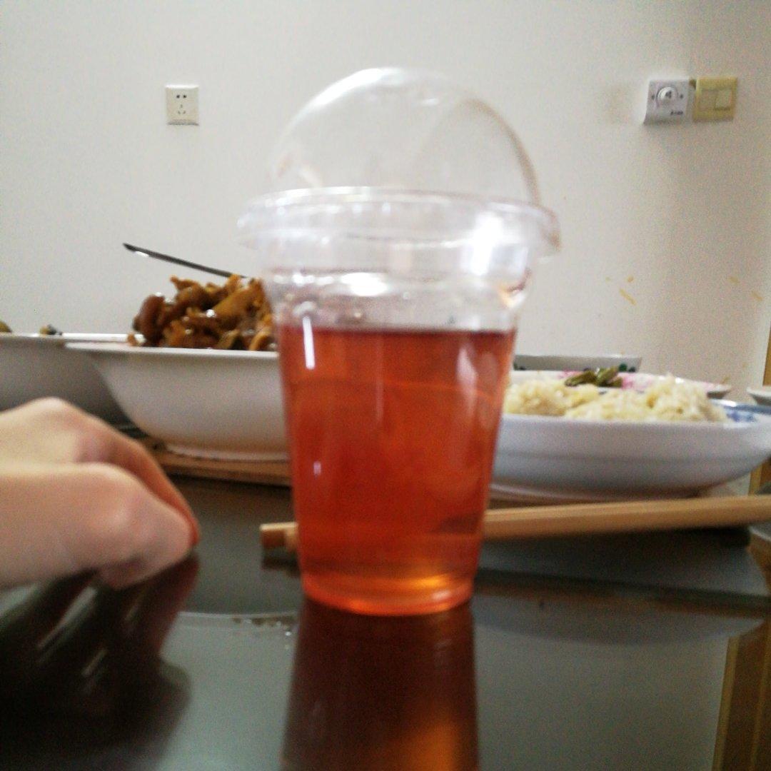 古法熬制酸梅汤（此方几乎无中药味孩子非常喜欢喝）